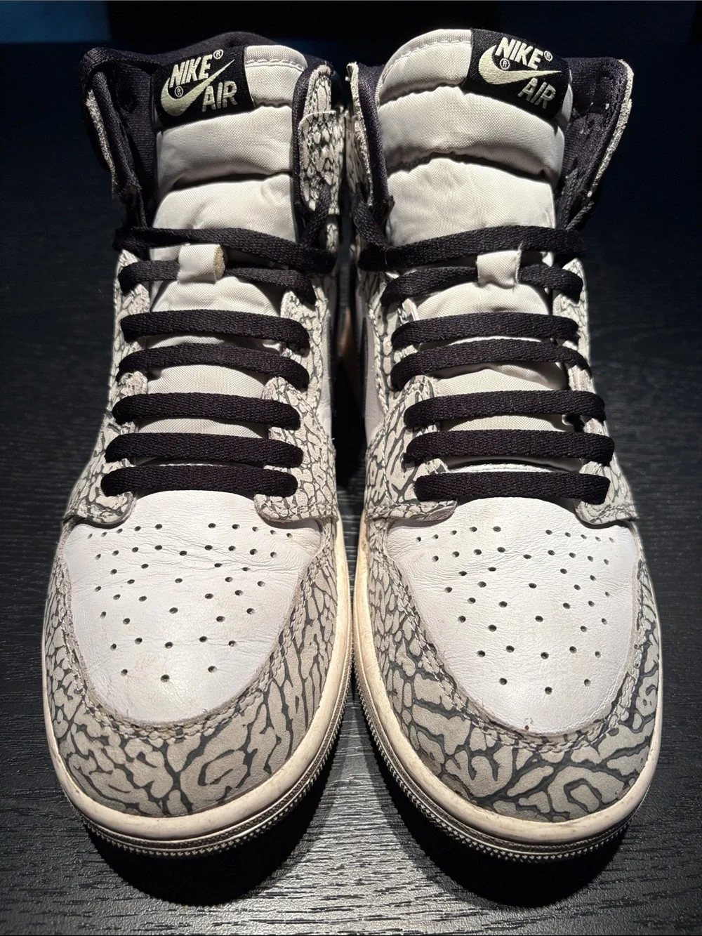 Nike Air Jordan 1 Retro High-Top Basketball in White, Gray and Black Leather